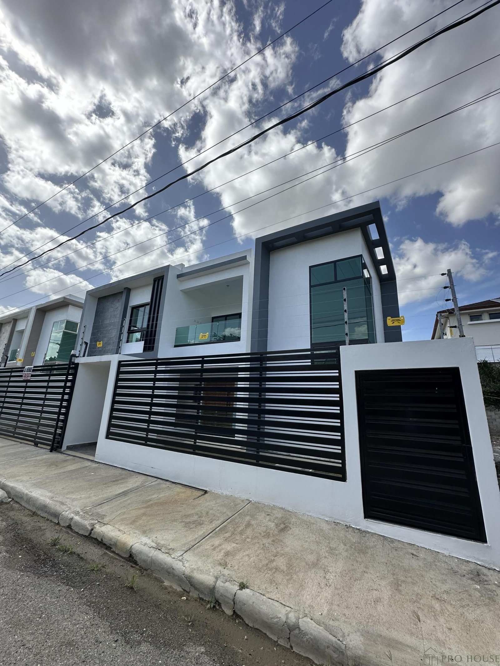 ae-2775c64061cd8e85b7bb8636be99c1fe